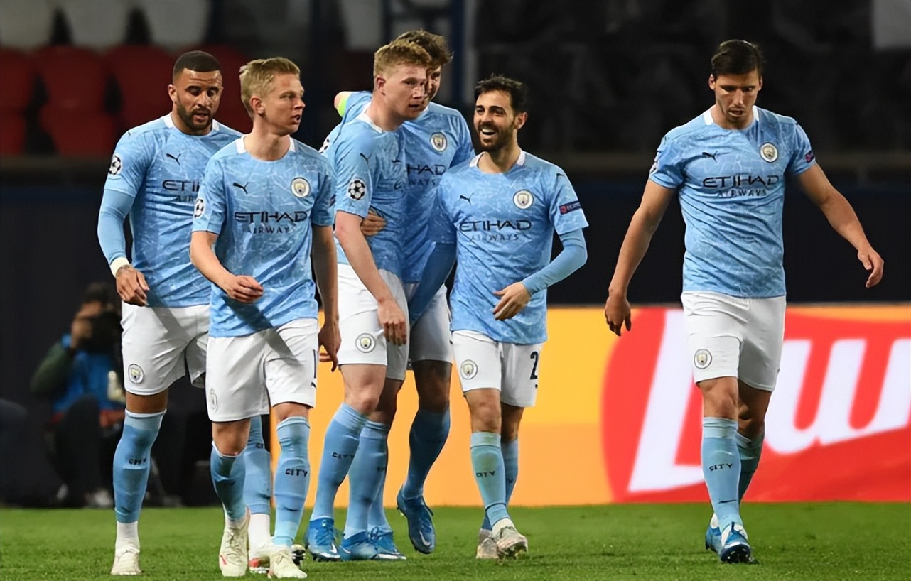 每体：巴萨对莱比锡边锋努萨感兴趣，球探负责人已到现场考察