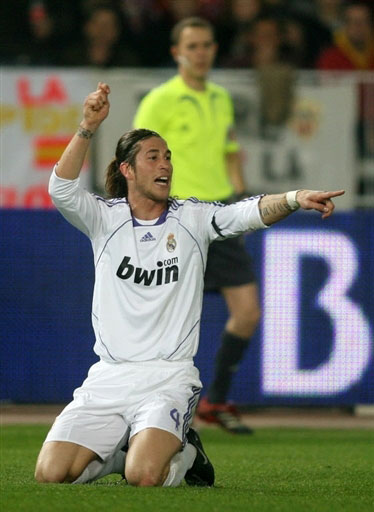 阿布扎比F1一练综述：诺里斯夺冠，维斯塔潘紧随其后，勒克莱尔居第三