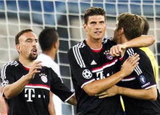 海港6日上午转道新加坡去新山，颜骏凌、徐新获颁纪念球衣